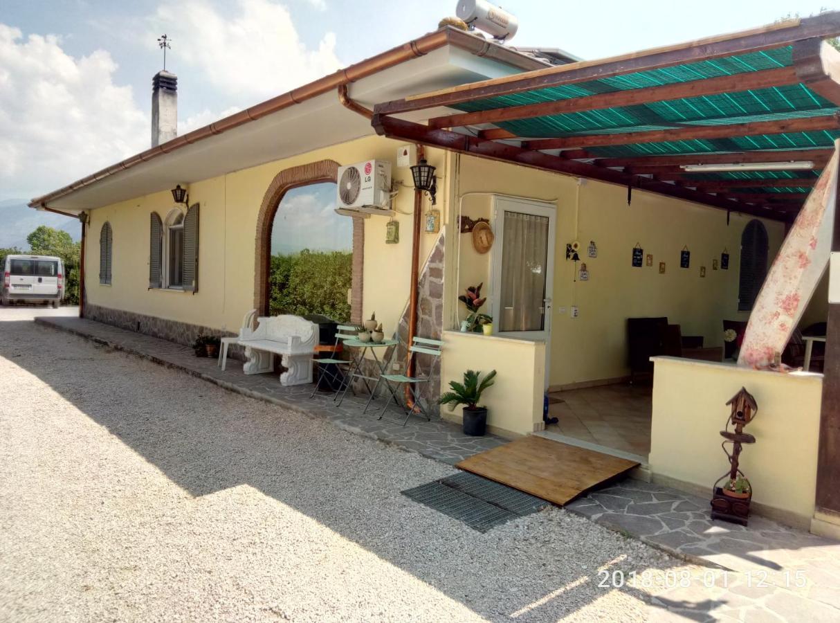 Casadolcecasalatina Bed & Breakfast ภายนอก รูปภาพ