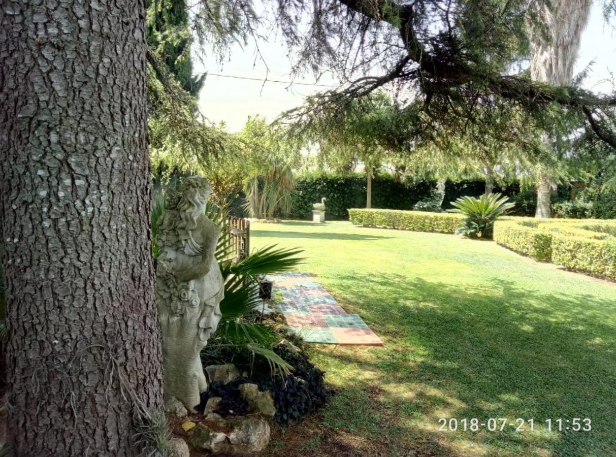 Casadolcecasalatina Bed & Breakfast ภายนอก รูปภาพ