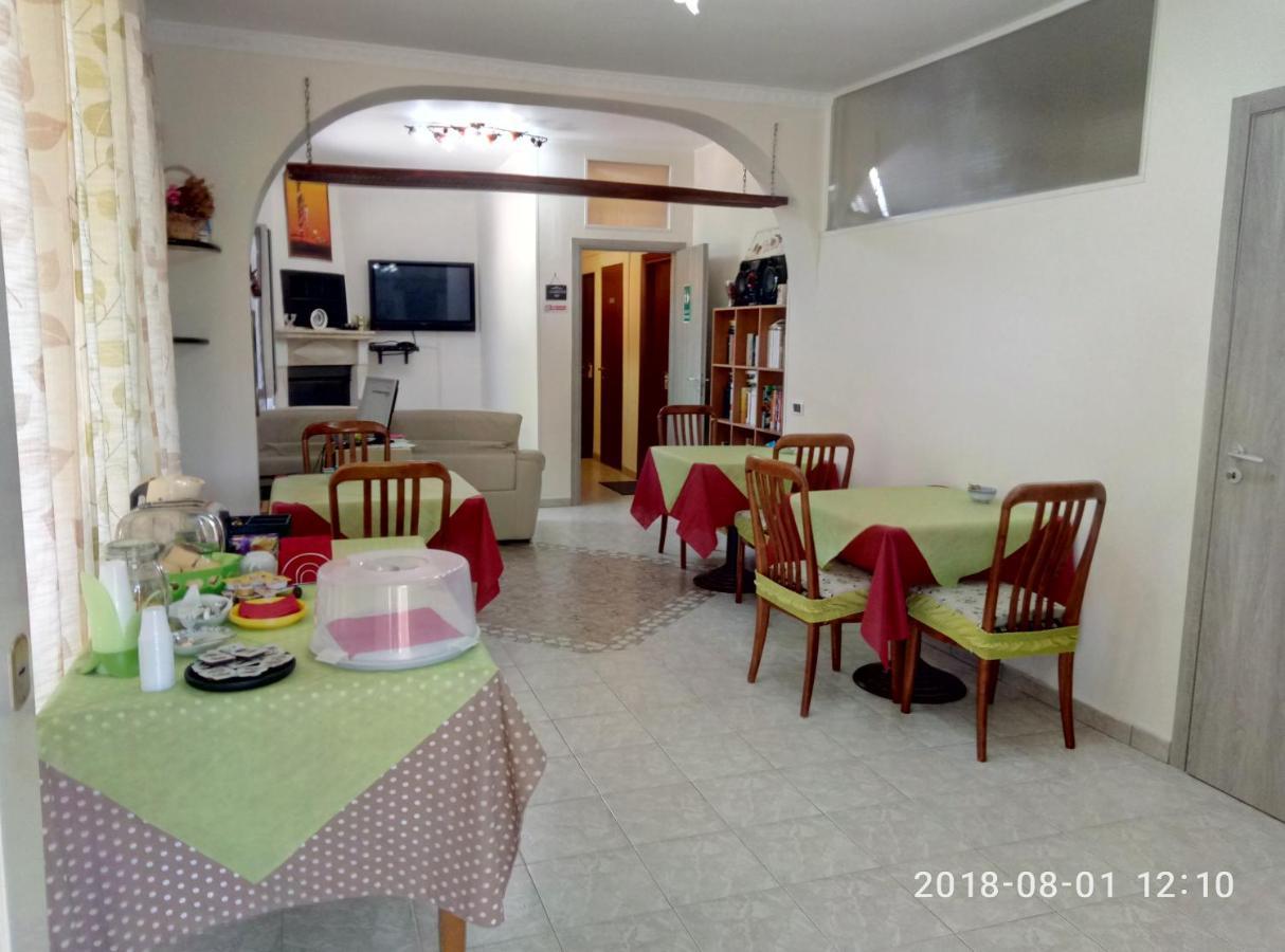 Casadolcecasalatina Bed & Breakfast ภายนอก รูปภาพ