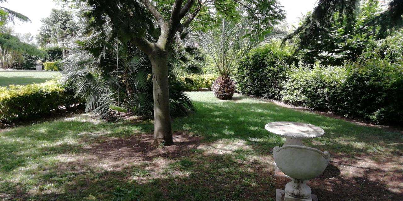 Casadolcecasalatina Bed & Breakfast ภายนอก รูปภาพ