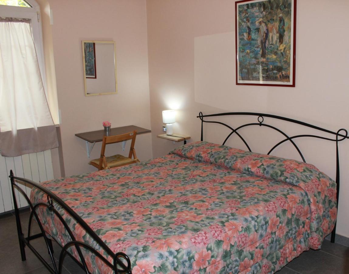 Casadolcecasalatina Bed & Breakfast ภายนอก รูปภาพ